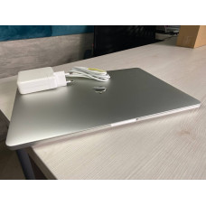 Ноутбук Macbook Pro A1990: Код 03