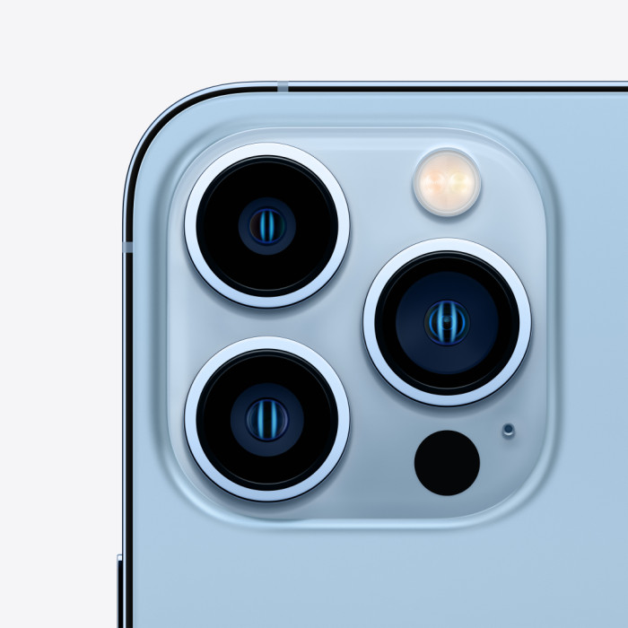 Мобільний телефон Apple iPhone 13 Pro Max 1 TB Sierra Blue (REF A) BREEZY (2AMLLN3)