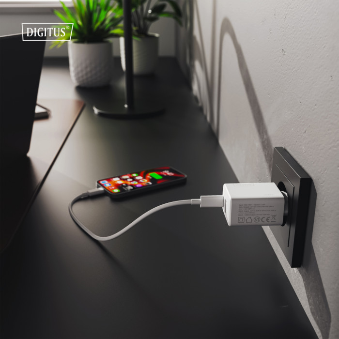 Зарядний пристрій Digitus 1xUSB-C + 1xUSB 30W GaN (DA-10301)