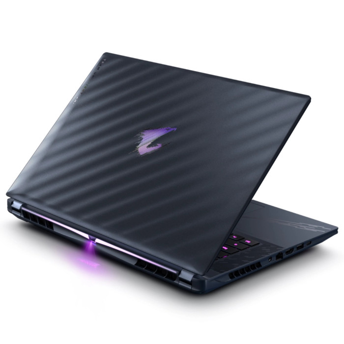 Ноутбук GIGABYTE Aorus Master 16 BZH (BZHC6UAE65SP)