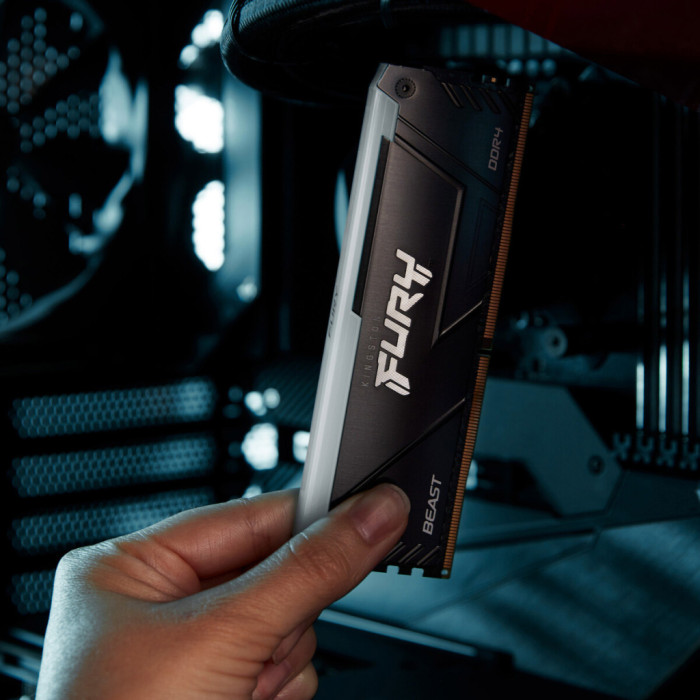 Модуль пам'яті для комп'ютера DDR4 8GB 3200 MHz Beast RGB Kingston Fury (ex.HyperX) (KF432C16BB2A/8WP)