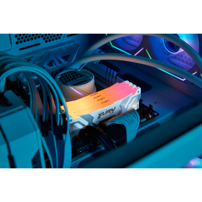 Модуль пам'яті для комп'ютера DDR5 48GB (2x24GB) 8000 MHz Renegade RGB White/Silver Kingston Fury (ex.HyperX) (KF580C38RWAK2-48)