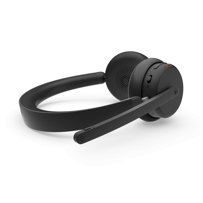 Навушники Lenovo Dual-Mode Wireless ANC 6550 Black (4XD1S19777)