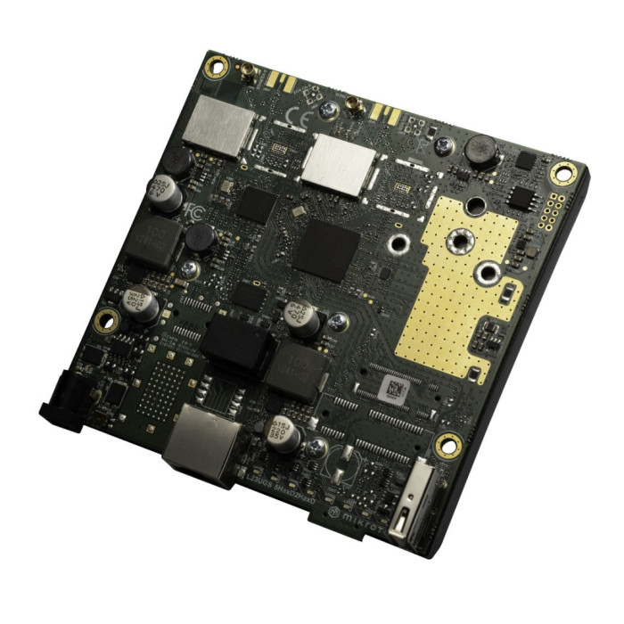 Точка доступу Wi-Fi Mikrotik L11UG-5HaxD