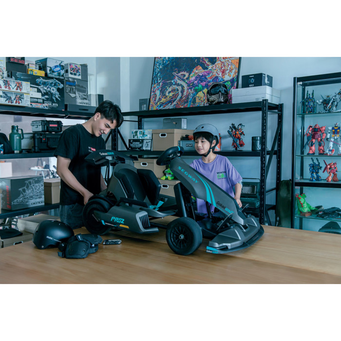 Електроскутер Segway Карт Ninebot GoKart PRO 2, сіро-блакитний (AA.04.04.01.0004)