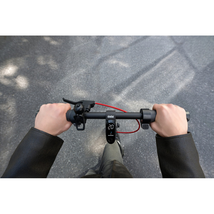 Електросамокат Segway Ninebot F2 PRO E II, чорний (AA.05.12.03.0007)